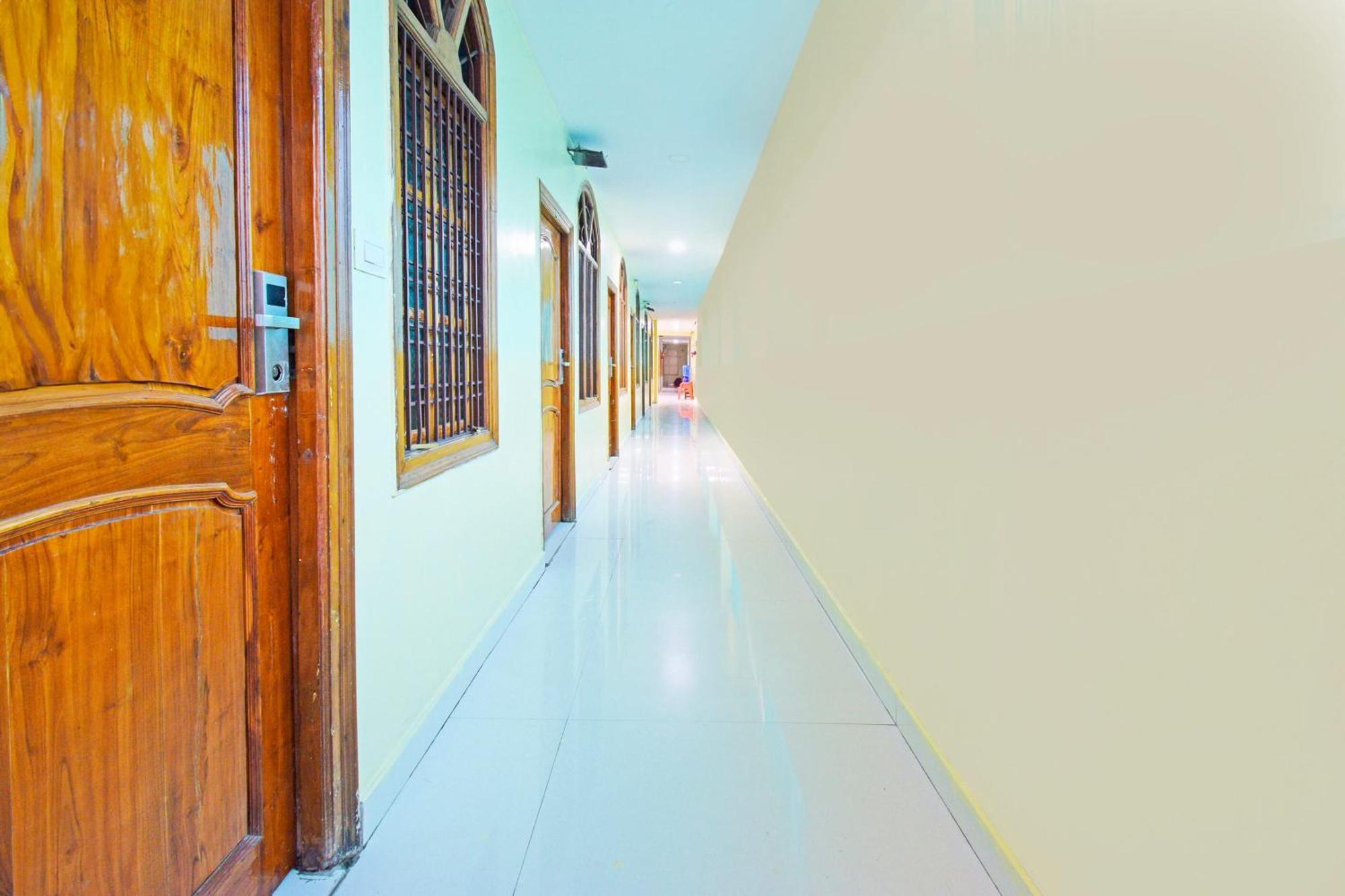 Super Townhouse Mancherial Mancheral Екстер'єр фото