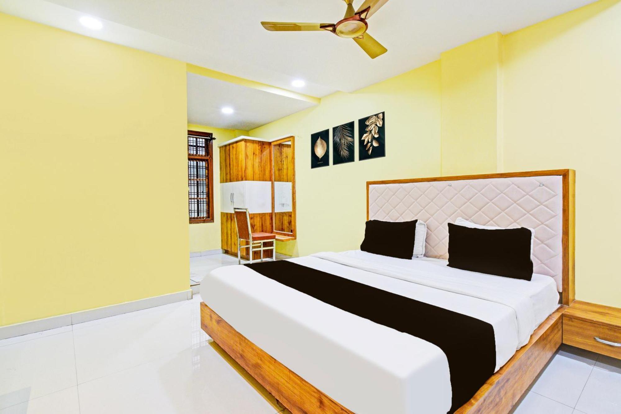 Super Townhouse Mancherial Mancheral Екстер'єр фото