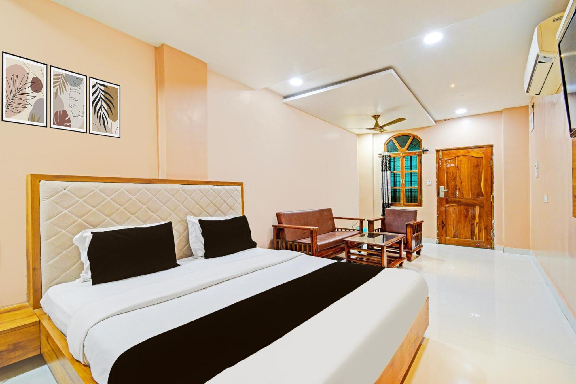 Super Townhouse Mancherial Mancheral Екстер'єр фото