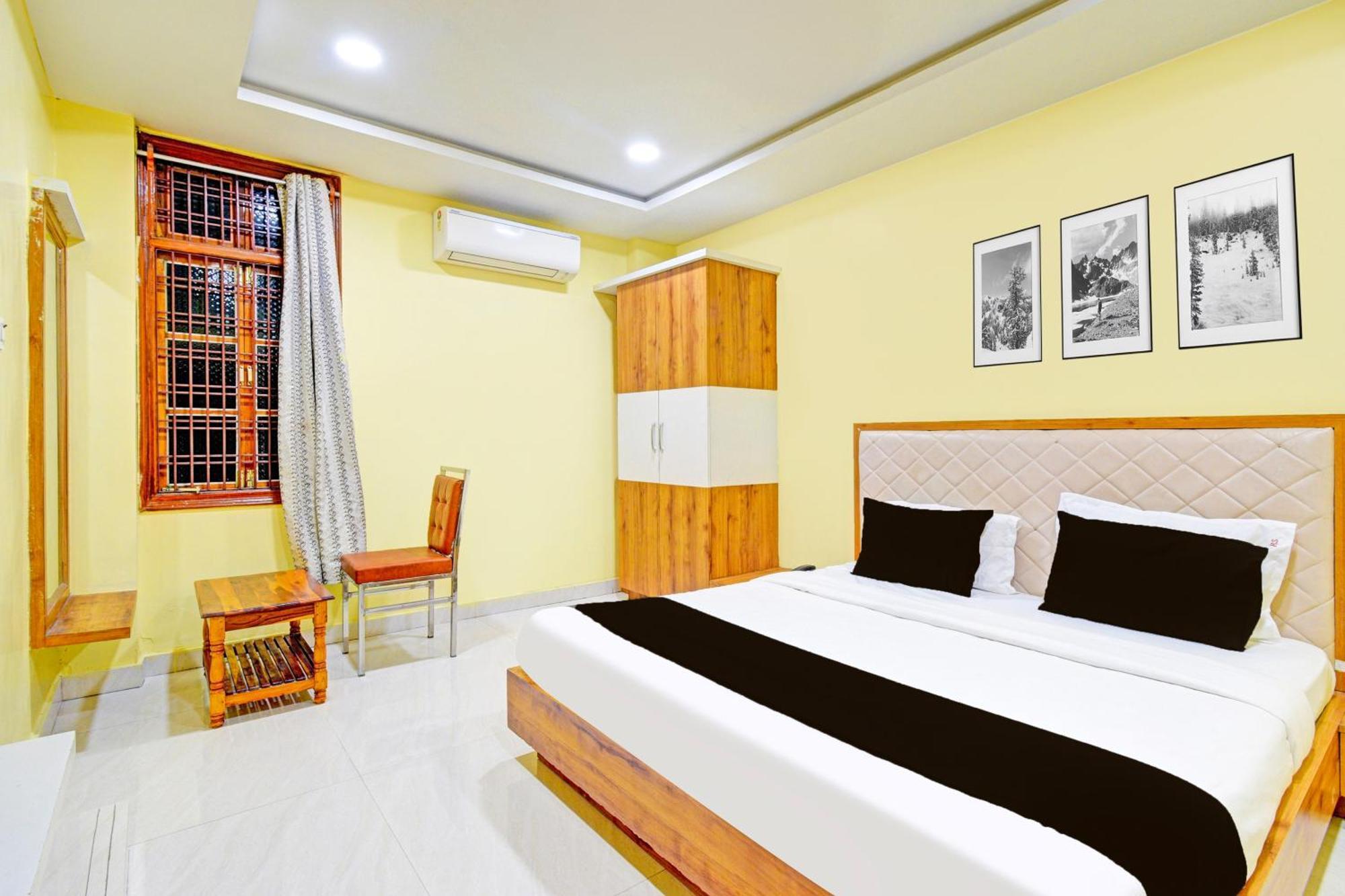 Super Townhouse Mancherial Mancheral Екстер'єр фото